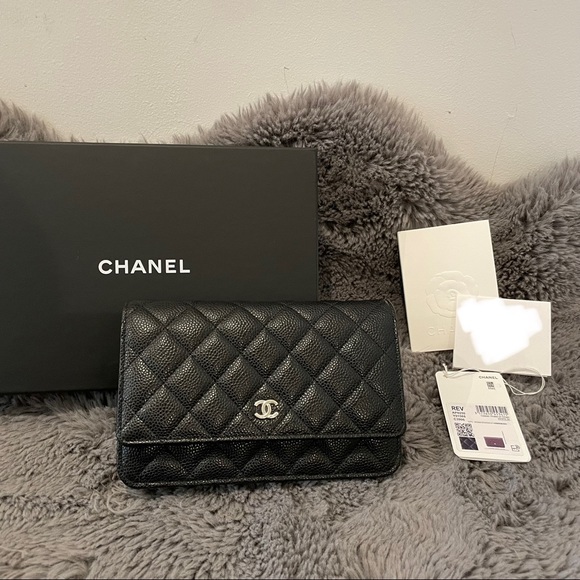 Chanel wallet on chain woc - Picture 1 of 12